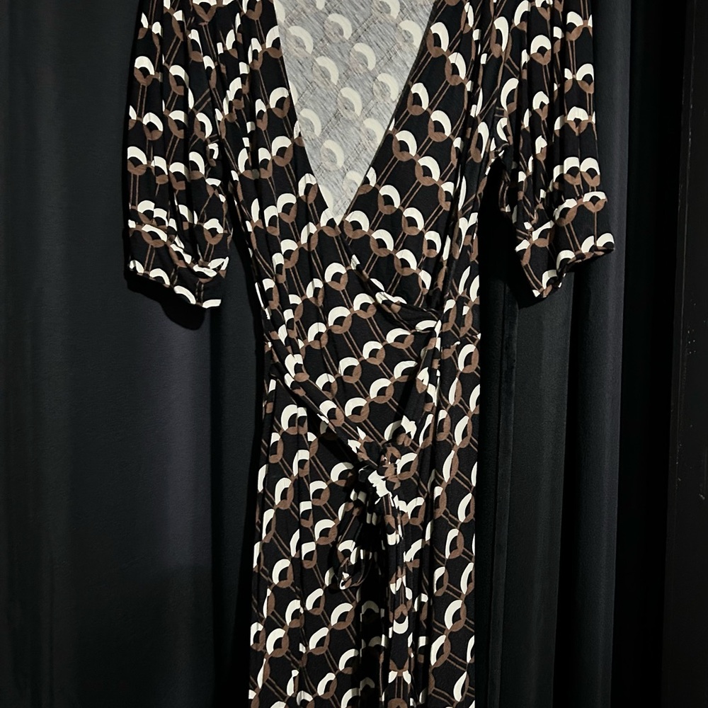 Banana Republic Black, Brown, Cream Printed Dress